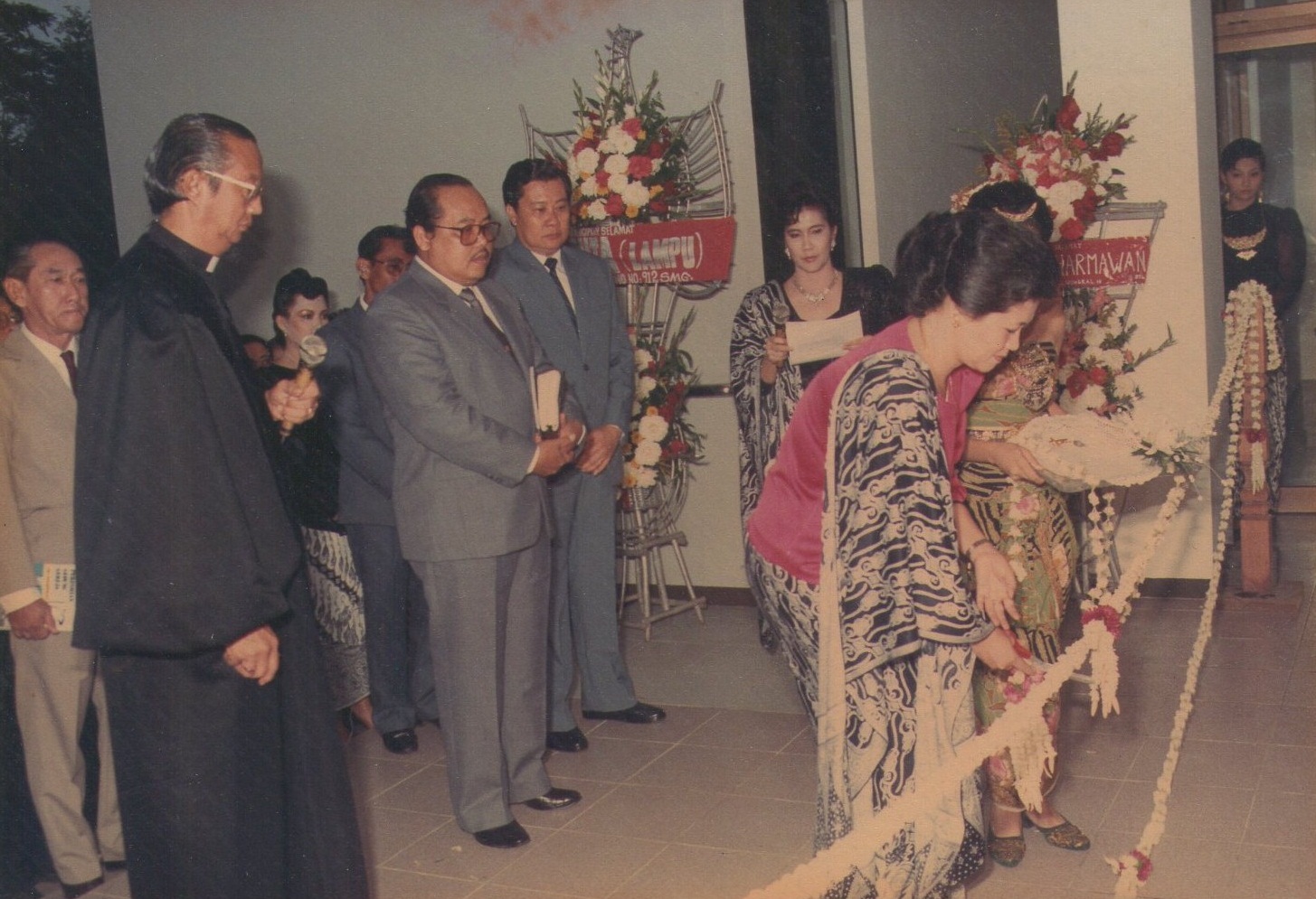 Peresmian gedung GKI Peterongan yang baru, 1 Desember 1988